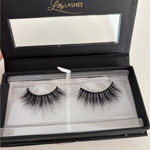Lilly Lashes 3D Faux Mink false lashes